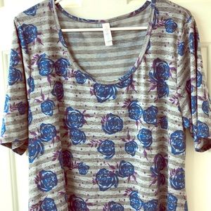 Lularoe XL perfect T (Disney roses)